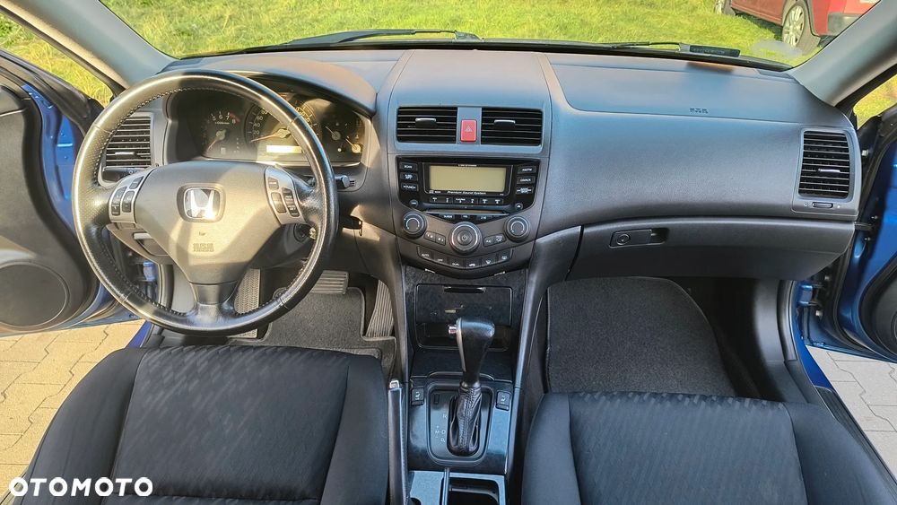 Honda Accord 2.4 Executive - 28