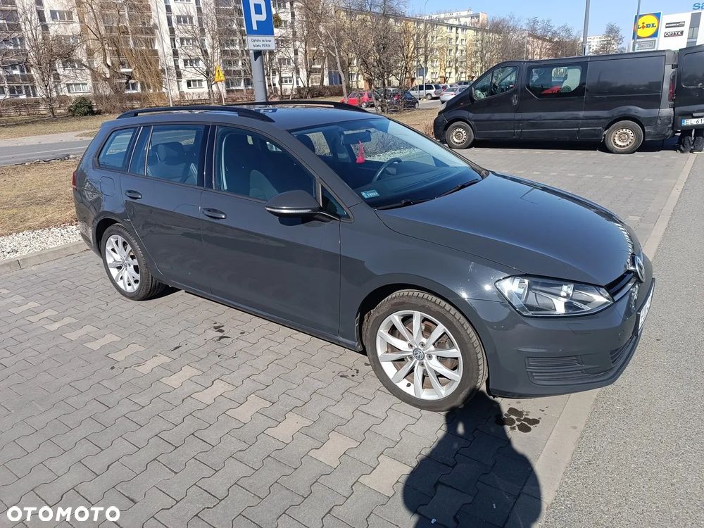 Volkswagen Golf - 2