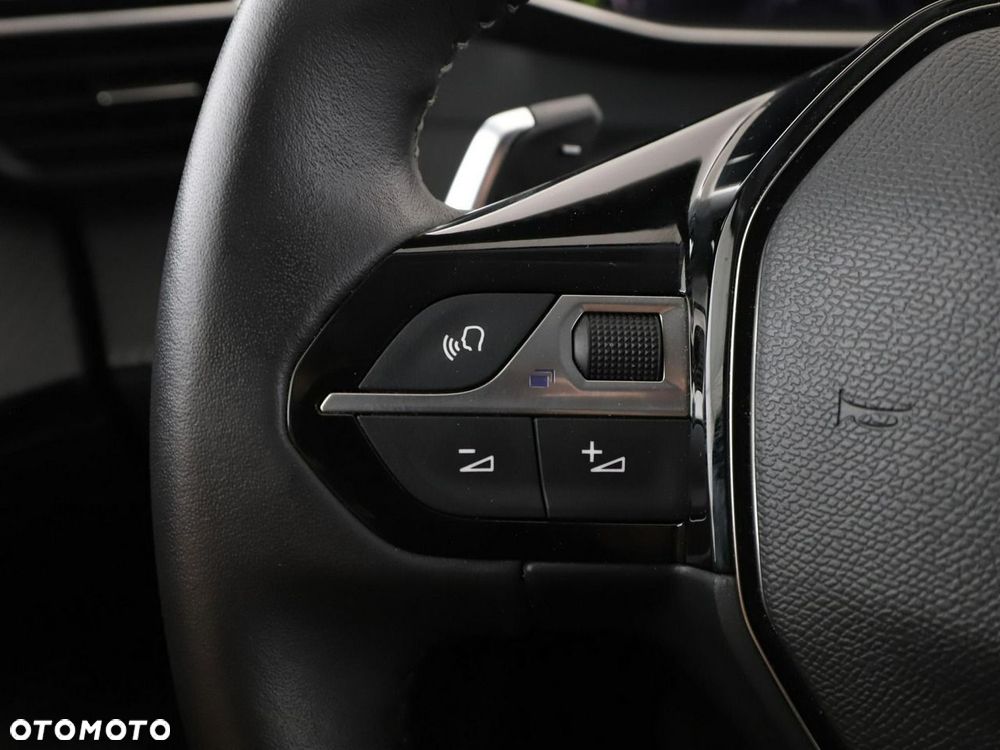 Peugeot 2008 PureTech 130 EAT8 Allure - 34