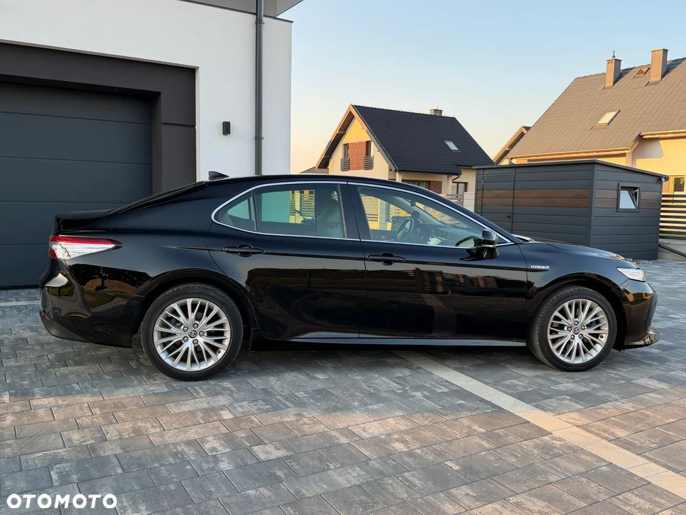 Toyota Camry 2.5 Hybrid Executive CVT - 12