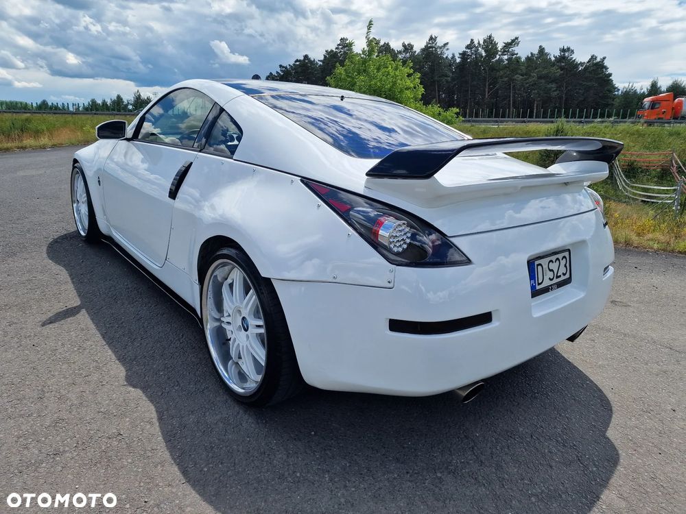 Nissan 350 Z - 5