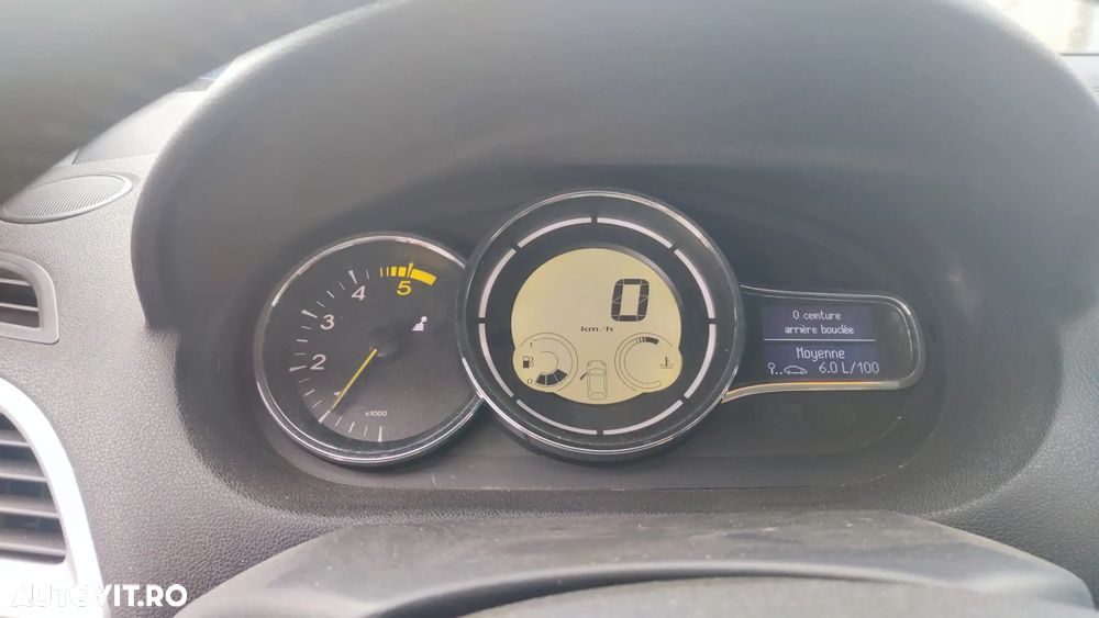 Renault Megane 1.5 dCi Dynamique - 4