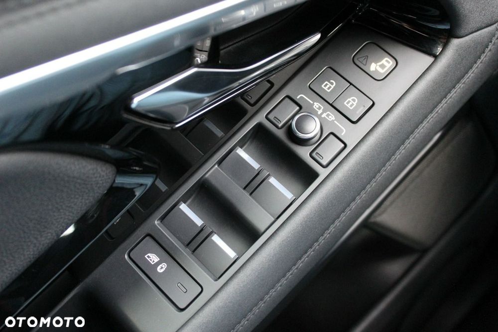 Land Rover Range Rover Evoque - 20