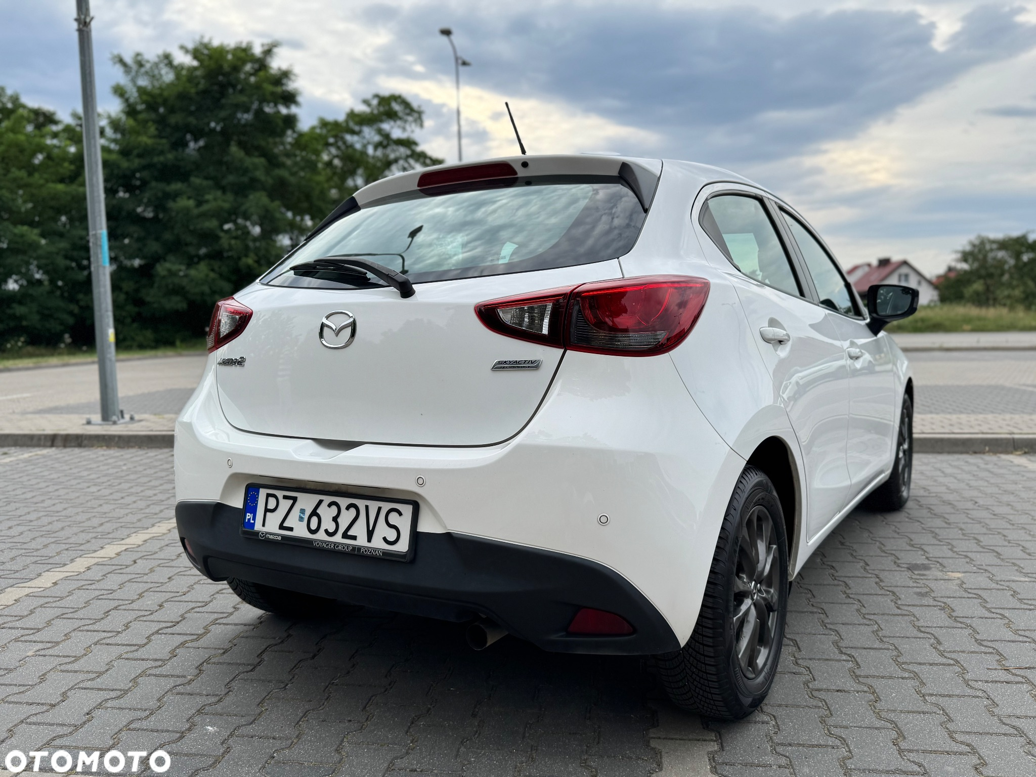 Mazda 2 - 7