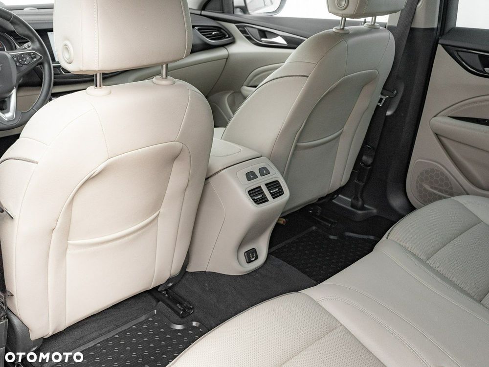 Opel Insignia 2.0 CDTI Innovation S&S - 26