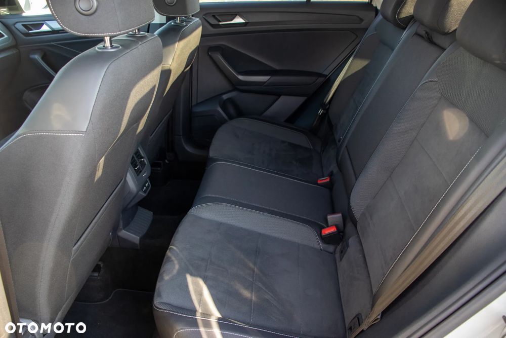 Volkswagen T-Roc 1.5 TSI Style DSG - 13