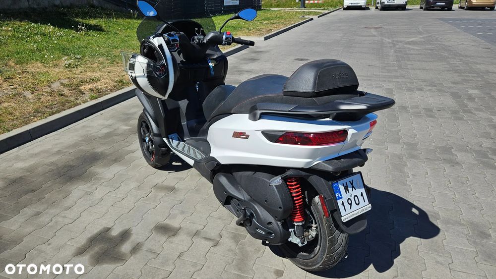 Piaggio MP-3 - 10