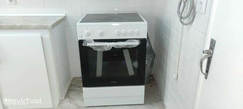 Amadora Apartamento T2 – Rés-do-chão, duas frentes - Grande imagem: 2/2