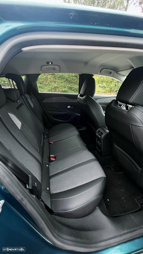 Peugeot 308 1.6 Hybrid Allure e-EAT8 - 18