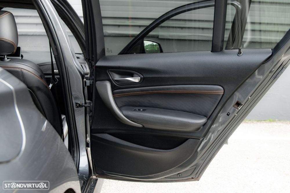 BMW M135i xDrive - 21