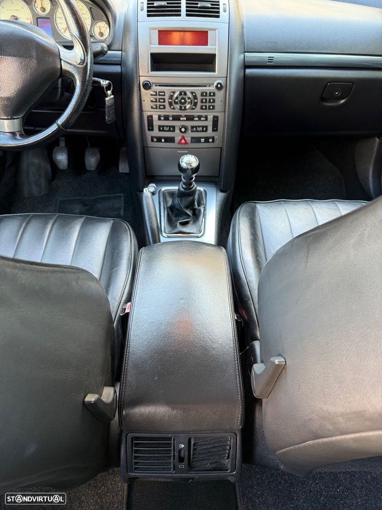 Peugeot 407 SW 2.0 HDi Executive - 24