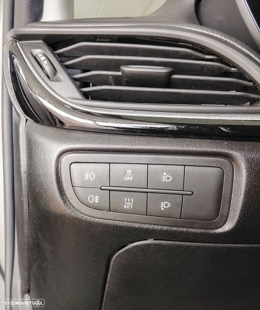 Fiat Tipo 1.0 GSE T3 (RED) - 16