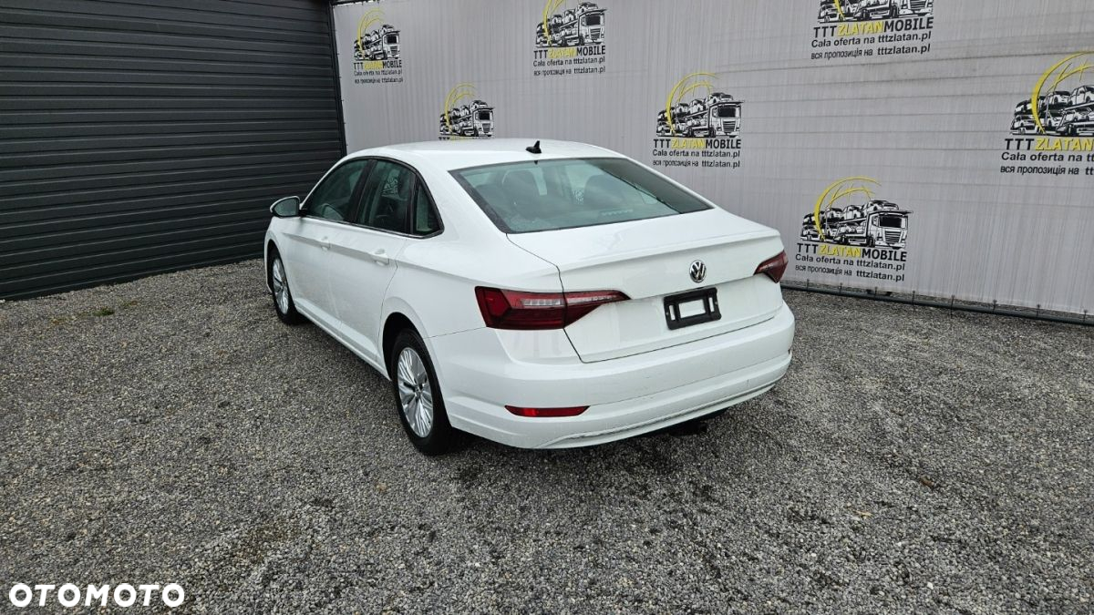 Volkswagen Jetta - 14