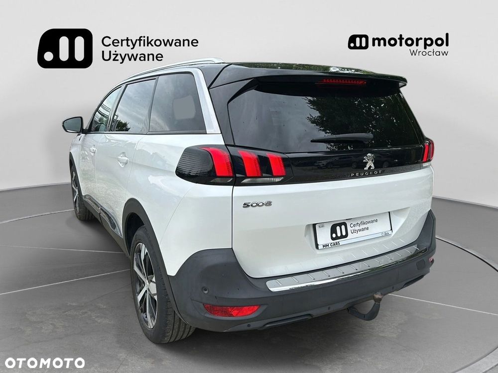 Peugeot 5008 - 3