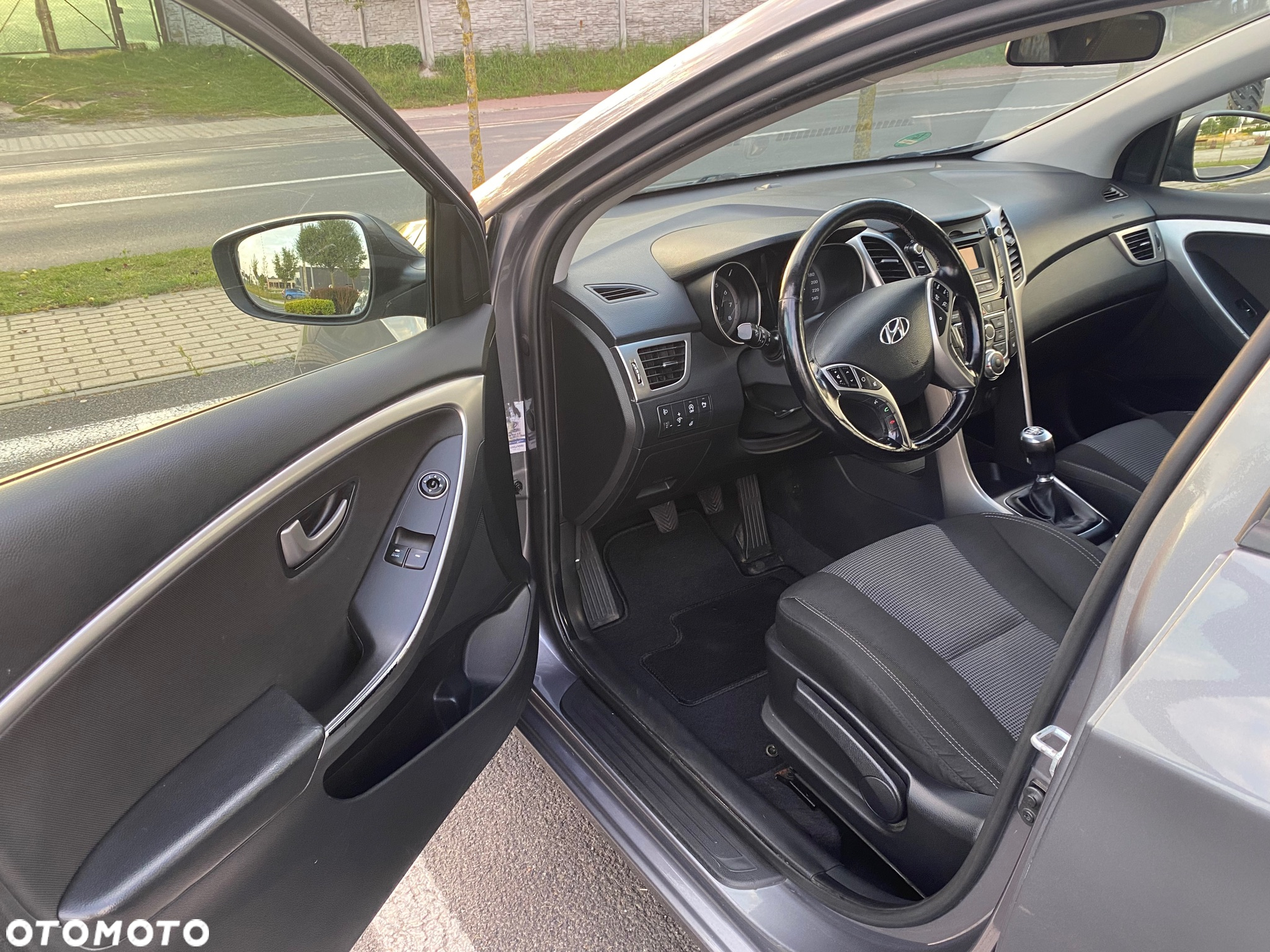 Hyundai i30 1.6 GDI BlueDrive Classic + - 25