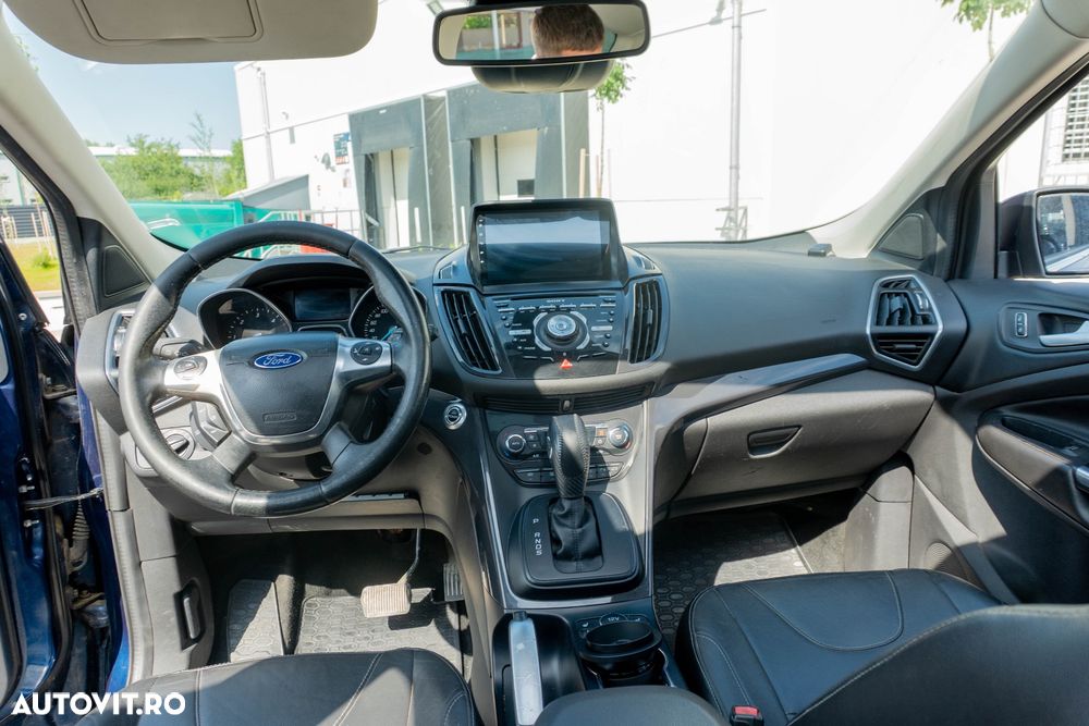 Ford Kuga 2.0 TDCi 4WD Powershift Titanium - 16