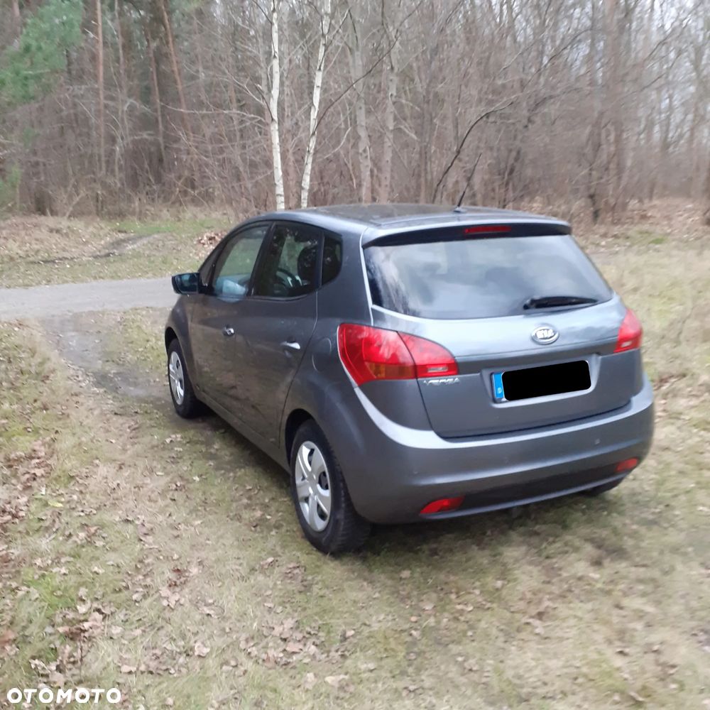 Kia Venga 1.4 CVVT Vision - 4