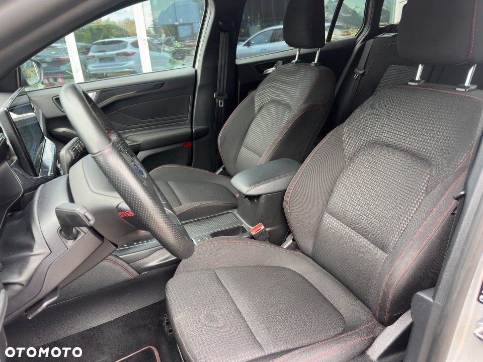Ford Focus - 13