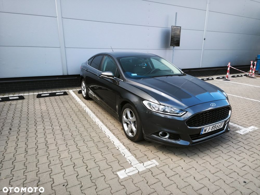 Ford Fusion - 2