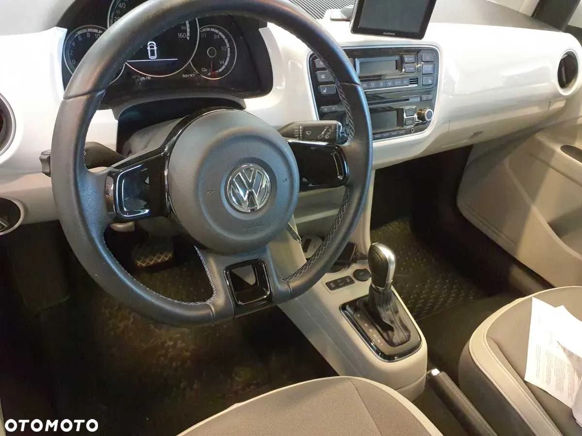 Volkswagen up! e-up - 9