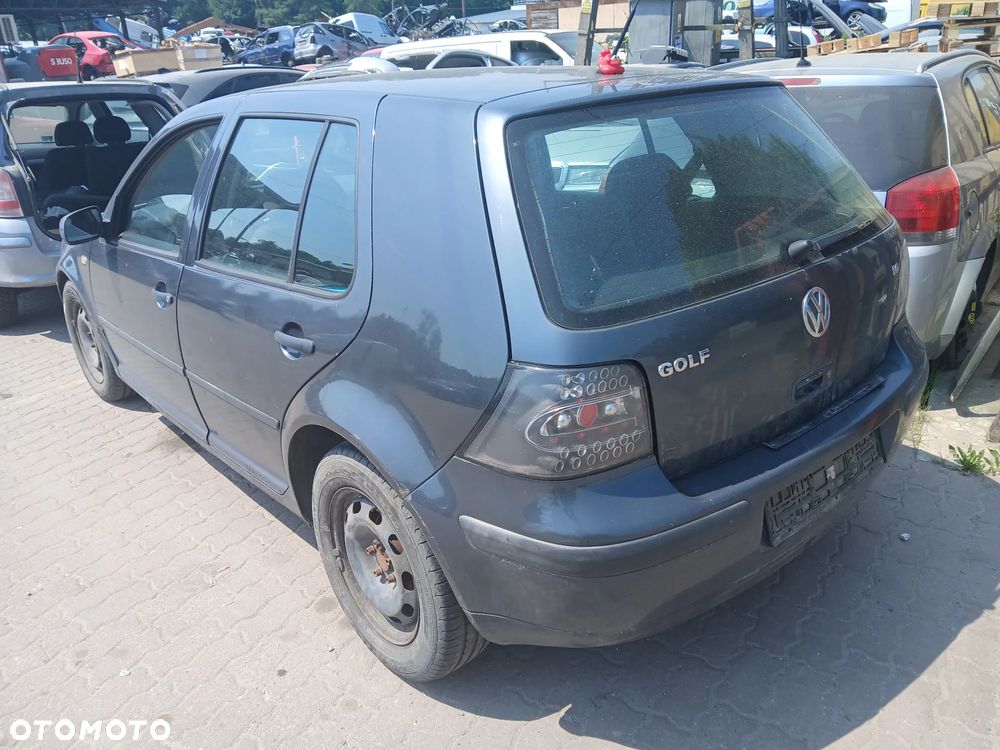 GOLF IV 1.6 AKL DLP LC7V silnik skrzynia napęd sanki belka wahacz wahacze zacisk zaciski zwrotnica piasta kopyto mc person amortyzator sprężyna maglownica most dyfer głowica wtrysk wtryski przepustnica przepływomierz - 4