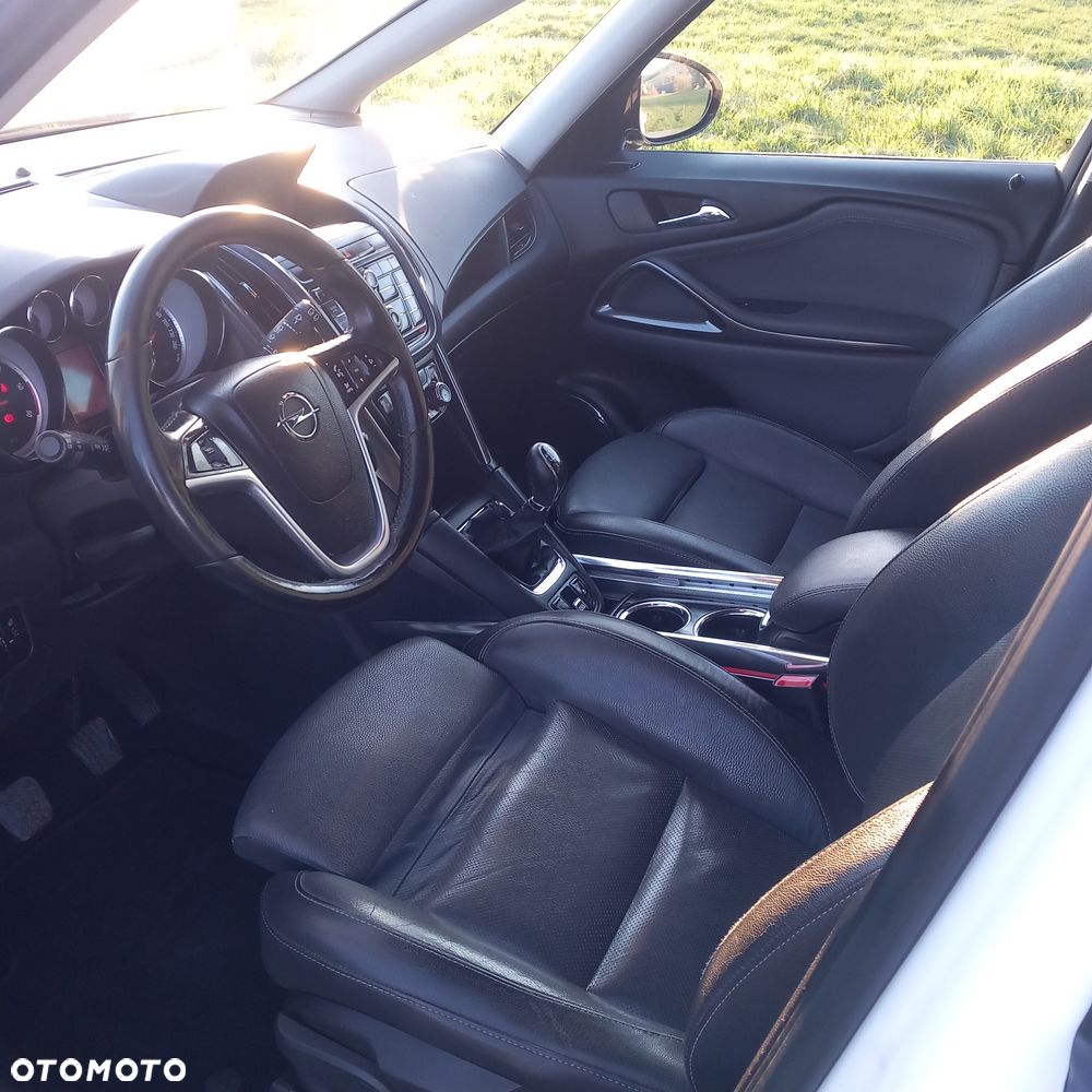 Opel Zafira Tourer 2.0 CDTI ecoFLEX Start/Stop Edition - 9