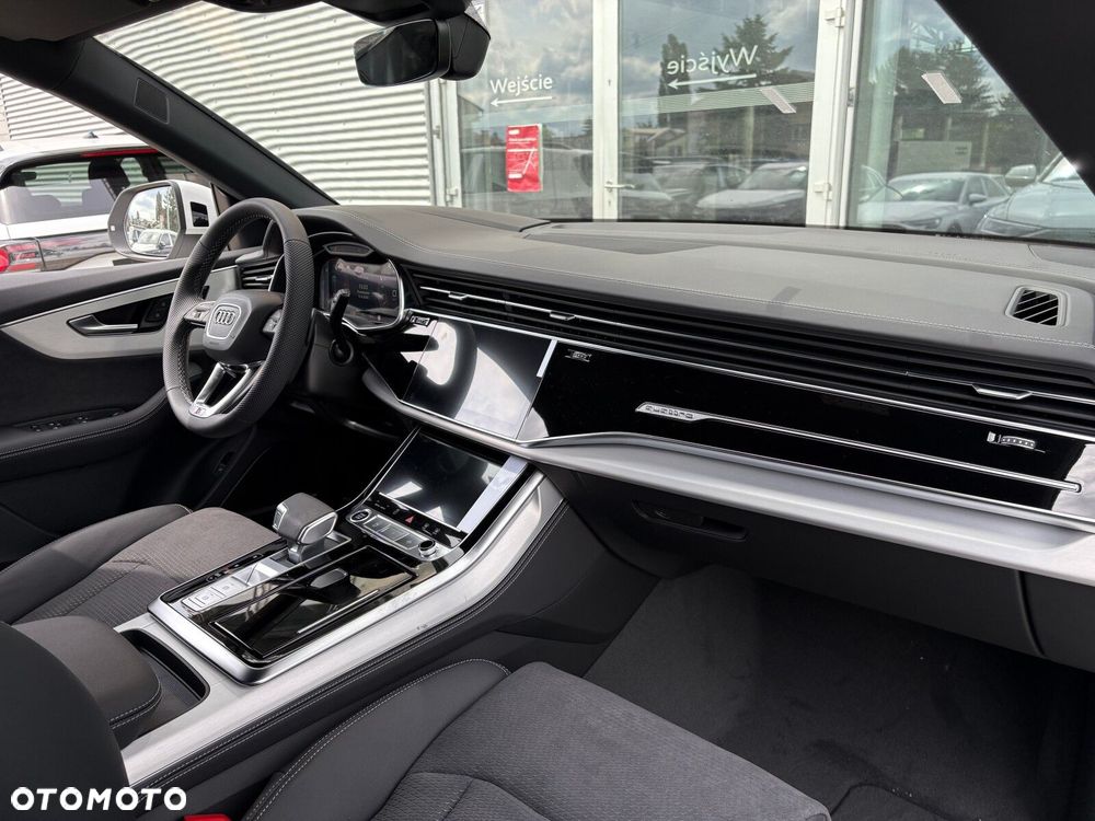 Audi Q8 - 19