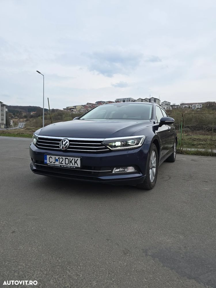 Volkswagen Passat 2.0 TDI SCR BlueMotion Comfortline - 2