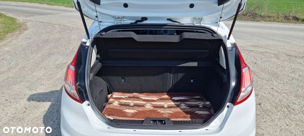 Ford Fiesta 1.0 EcoBoost mHEV Titanium - 21