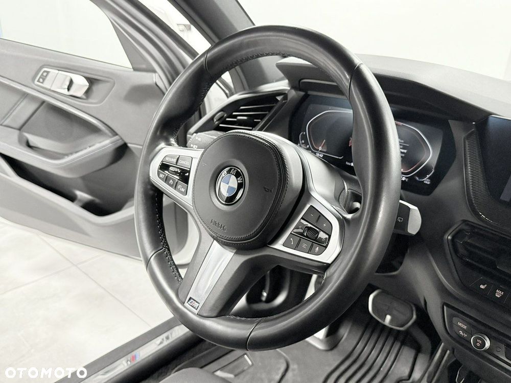 BMW Seria 1 118i M Sport - 18
