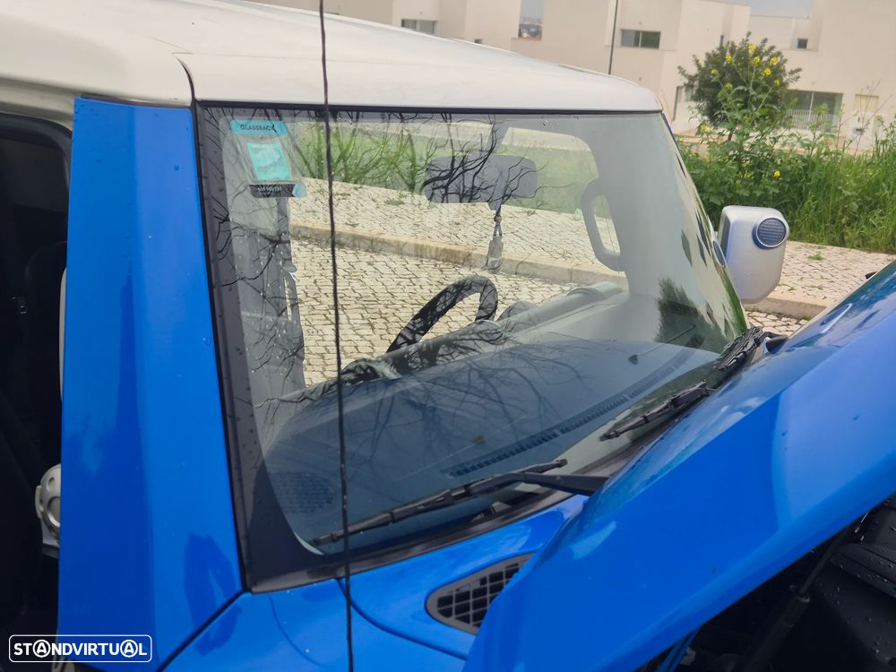 Toyota FJ Cruiser - 24