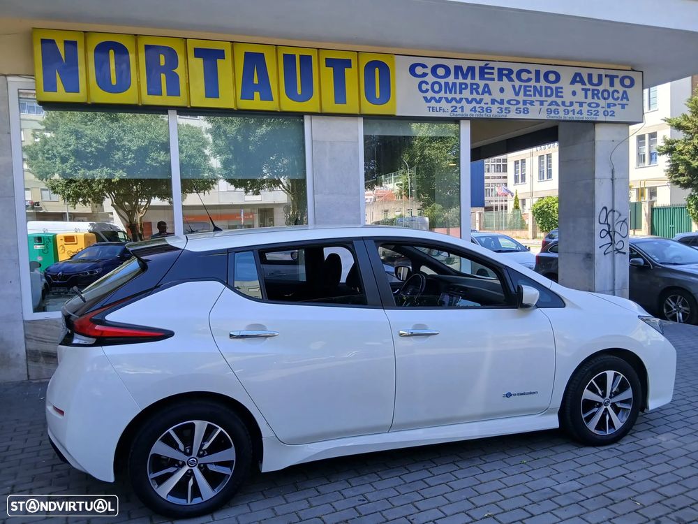 Nissan Leaf N-Connecta - 1