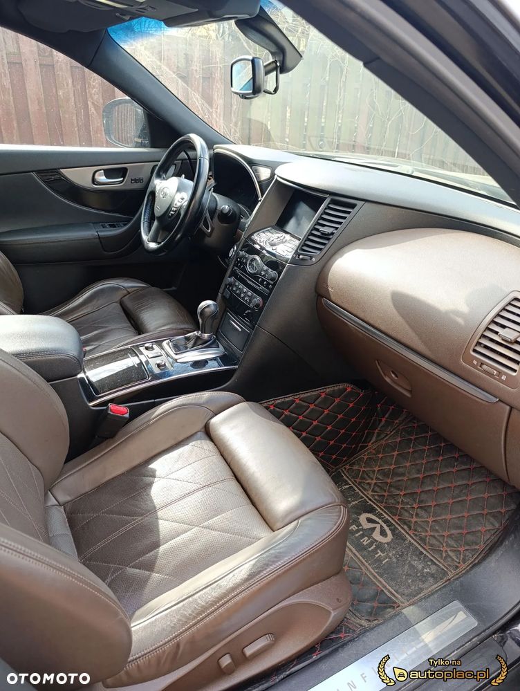 Infiniti FX FX30d S Premium - 11