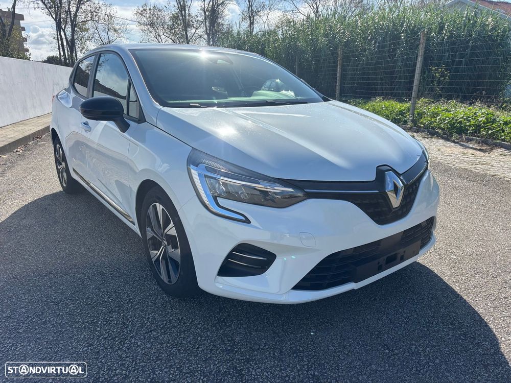 Renault Clio 1.5 Blue dCi Techno - 4