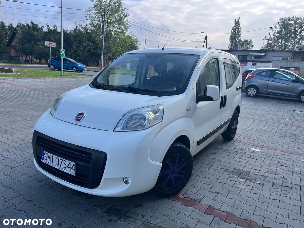 Fiat Fiorino Kombi 8V Elegant - 2