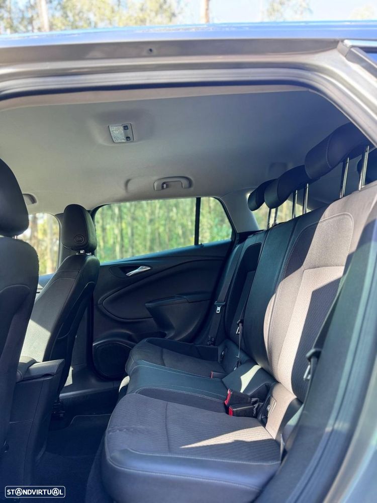 Opel Astra Sports Tourer 1.6 CDTI Business Edition S/S - 11