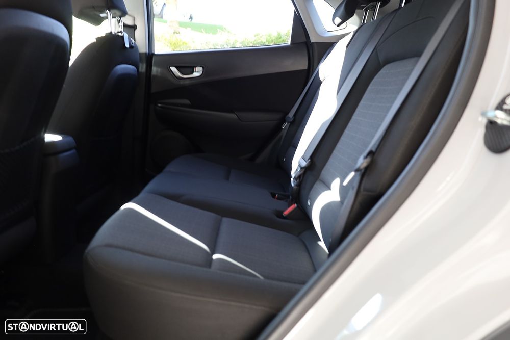 Hyundai Kauai 1.6 CRDi Premium - 26