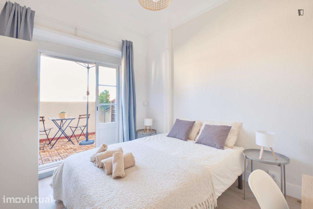 Quarto - localizado em Alameda Lisbon - Grande imagem: 2/39