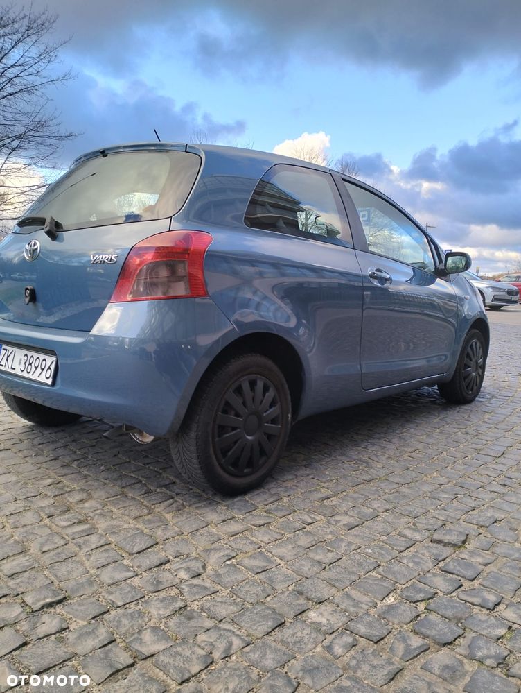 Toyota Yaris 1.0 Terra - 5