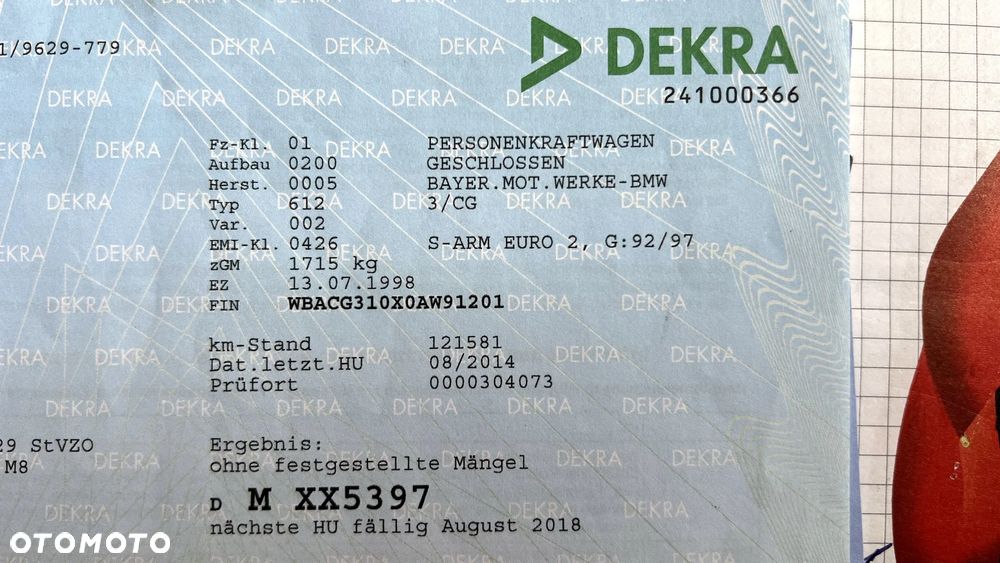 BMW Seria 3 323i - 32