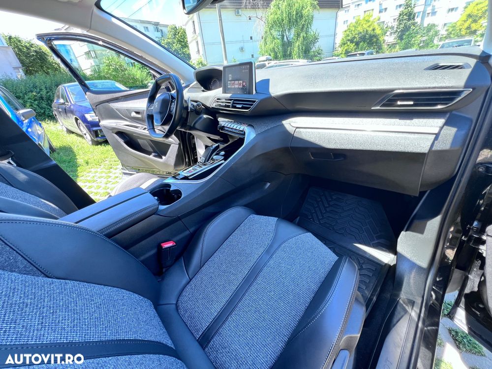 Peugeot 5008 1.2L PureTech EAT8 S&S Allure Pack - 12