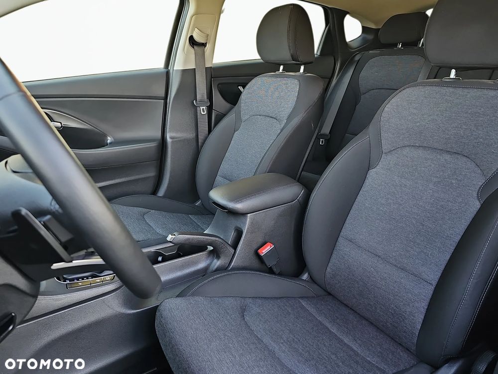 Hyundai i30 1.5 T-GDI 48V Smart DCT - 13