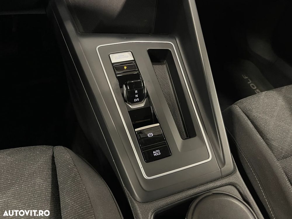 Volkswagen Golf 1.5 eTSI ACT DSG MHEV Life - 26