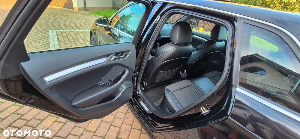 Audi A3 Sportback 2.0 TDI (clean diesel) S tronic S line Sportpaket - 28