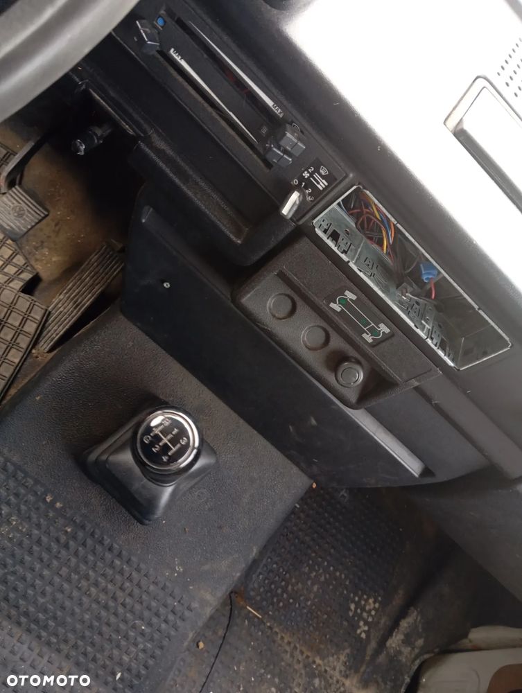 Volkswagen Transporter - 23