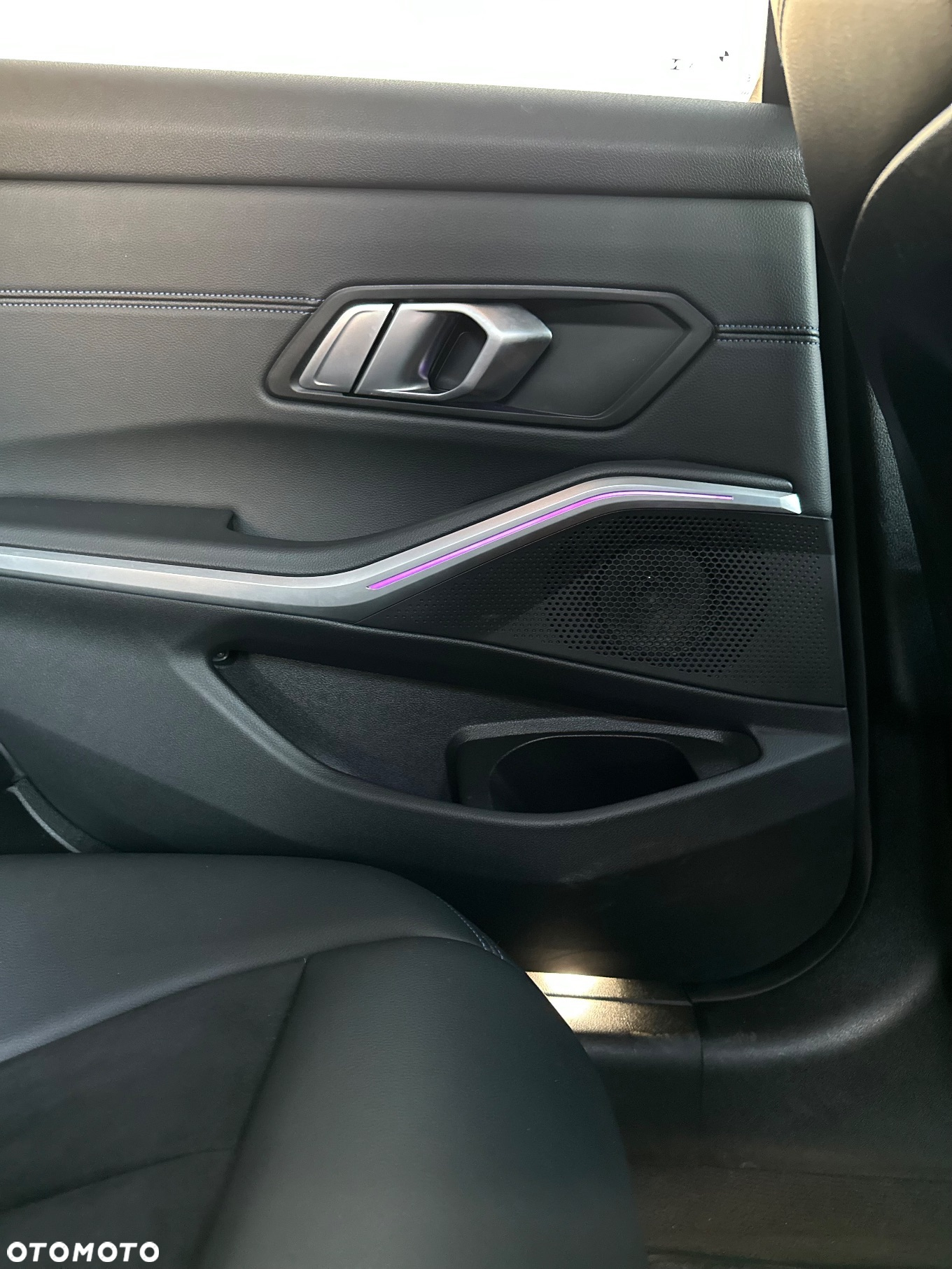 BMW Seria 3 318i M Sport - 17