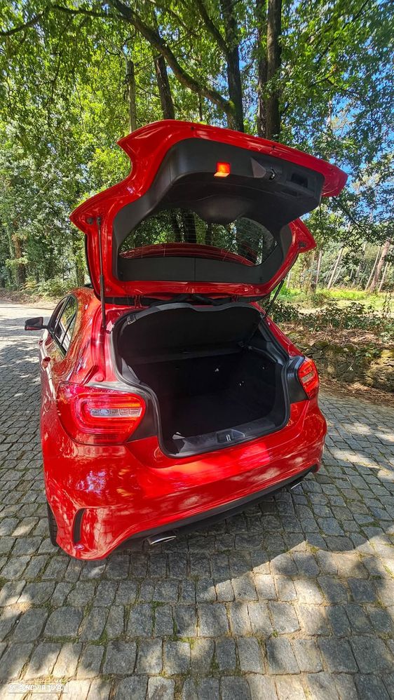 Mercedes-Benz A 200 CDI 4Matic 7G-DCT AMG Line - 41