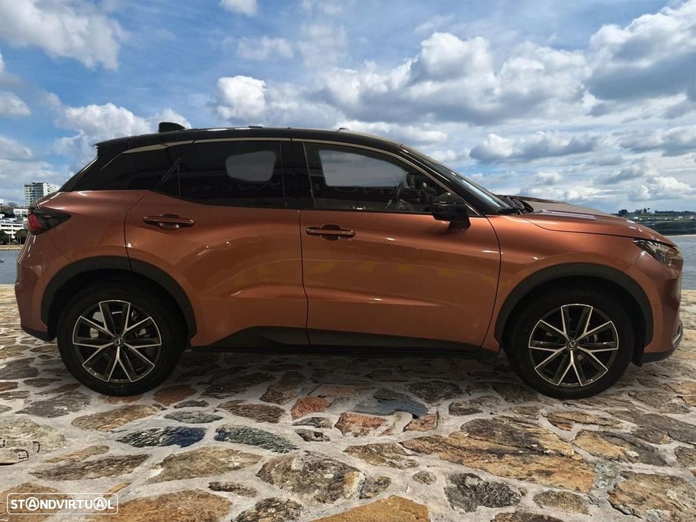 Lexus LBX Cool+ - 35