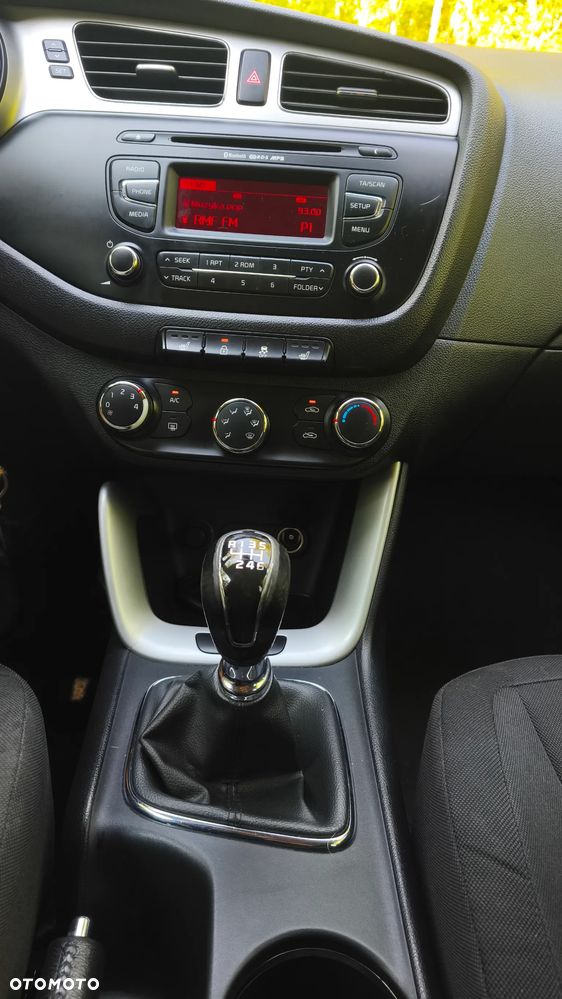Kia Ceed 1.6 GDI Vision - 11