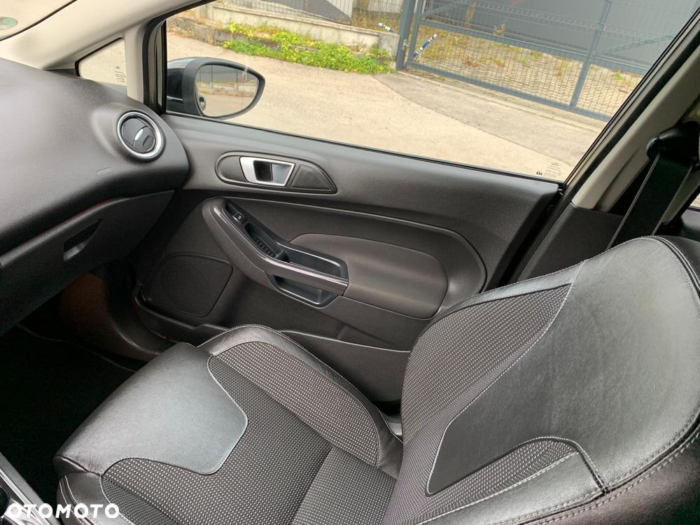 Ford Fiesta 1.0 EcoBoost STart-Stop Titanium - 21